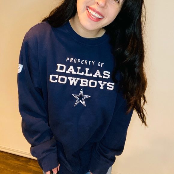 Dallas Cowboy Pullover Sweater - Picture 4 of 4